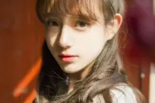 “假洋牌”售后无门带货女演员张静初面临47人集体诉讼