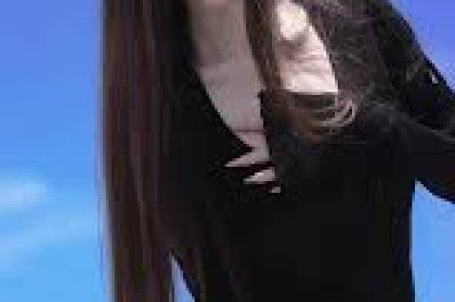 女主浮出水面！马克龙被爱妻“掌掴”线岁身姿饱满