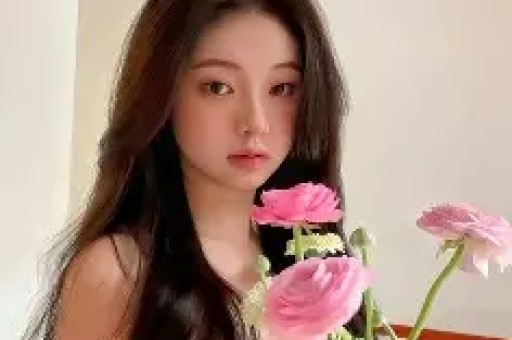田曦薇跻身一线小花？井柏然曾微调？翟潇闻片酬曝光揭秘大经纪人日常